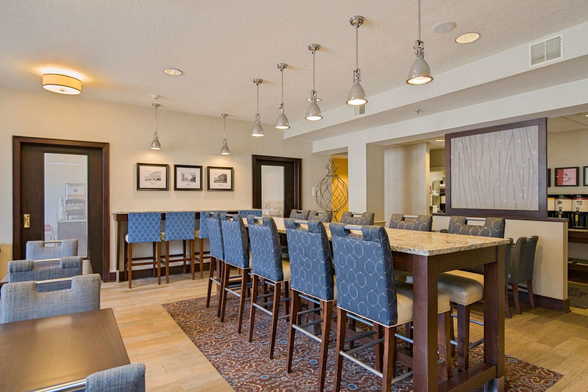 Hampton Inn By Hilton Concord/Bow Экстерьер фото