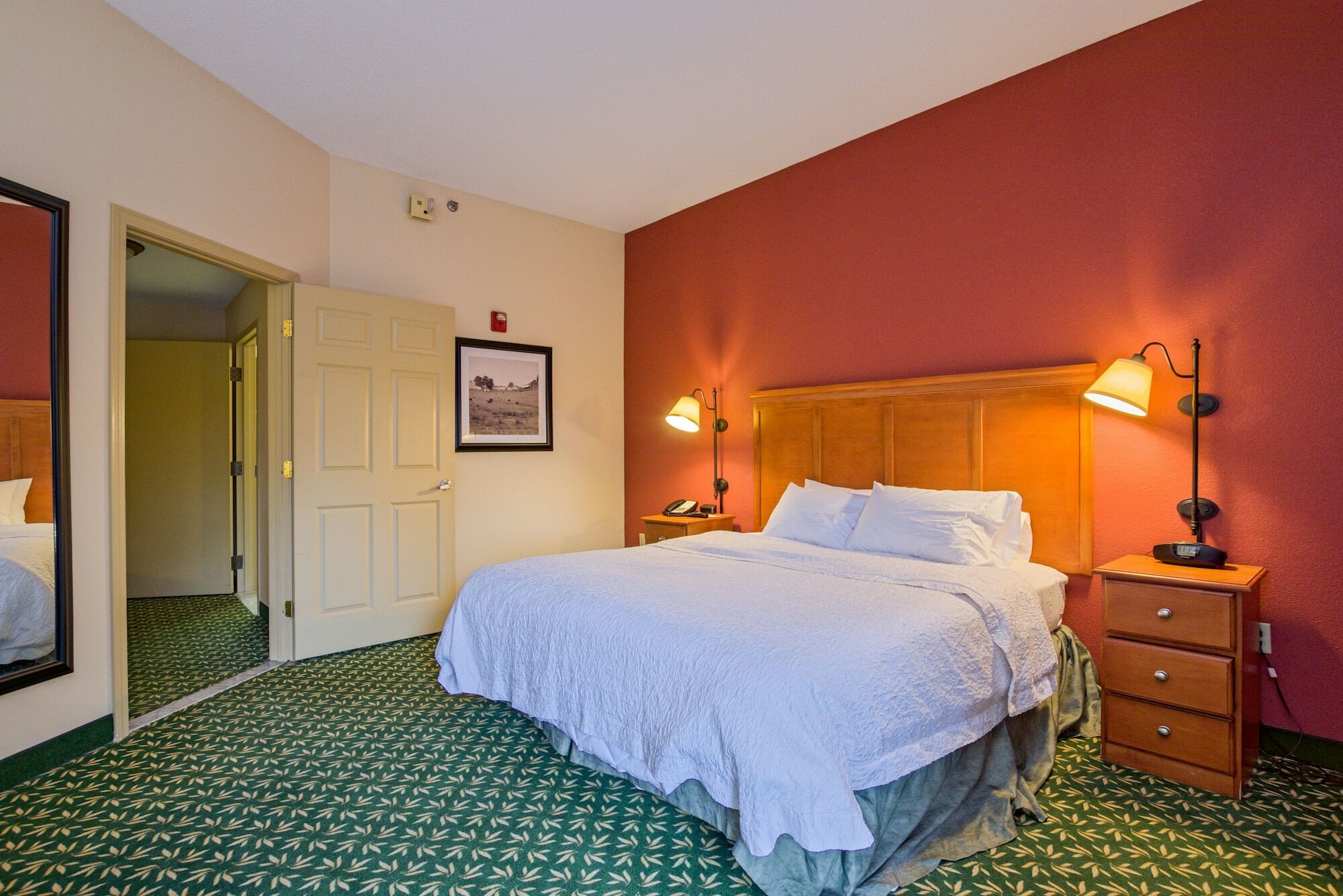 Hampton Inn By Hilton Concord/Bow Экстерьер фото